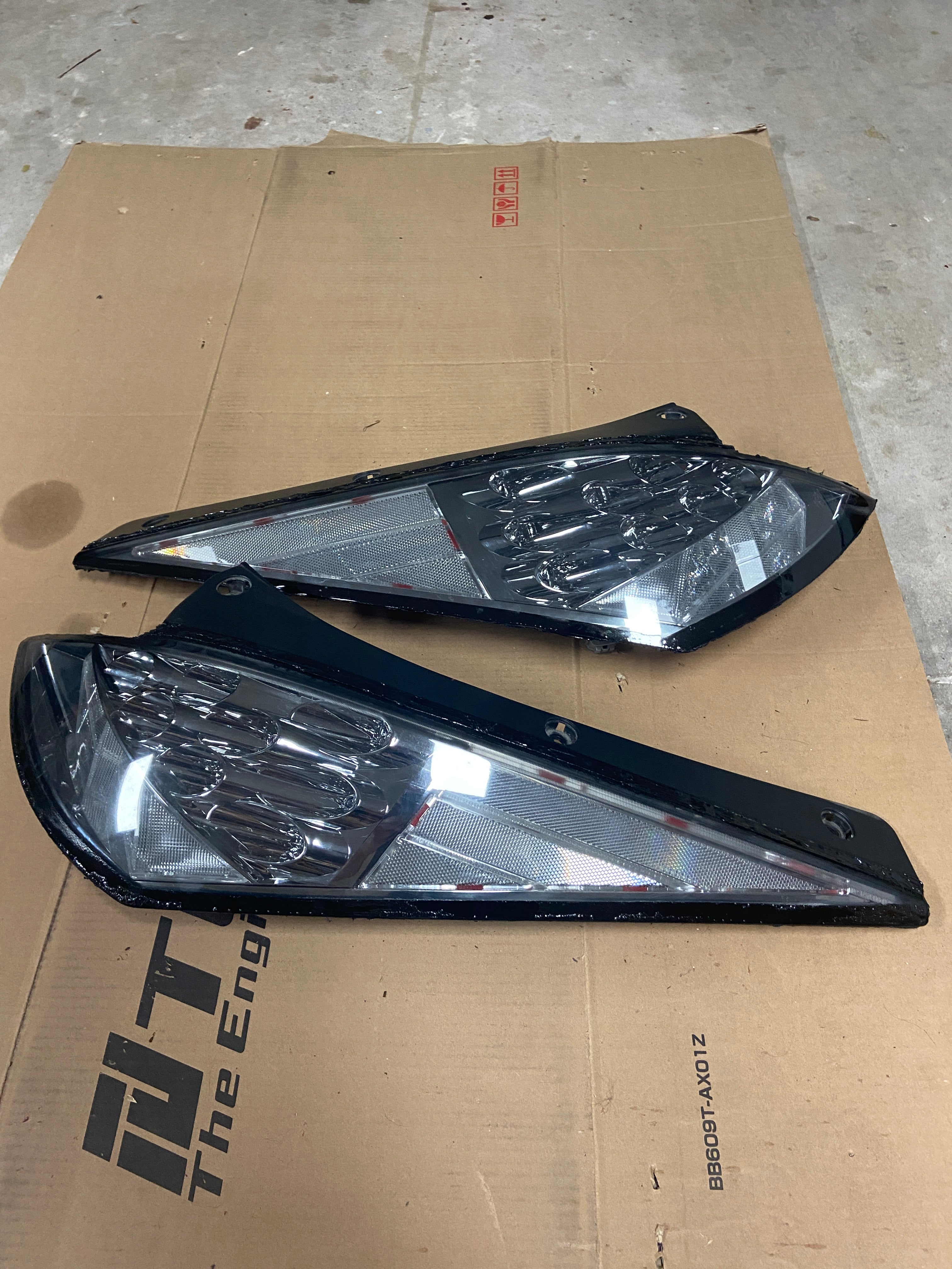 350z HR Smoked Clear Taillights